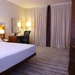 科尼亚希尔顿花园旅馆 酒店