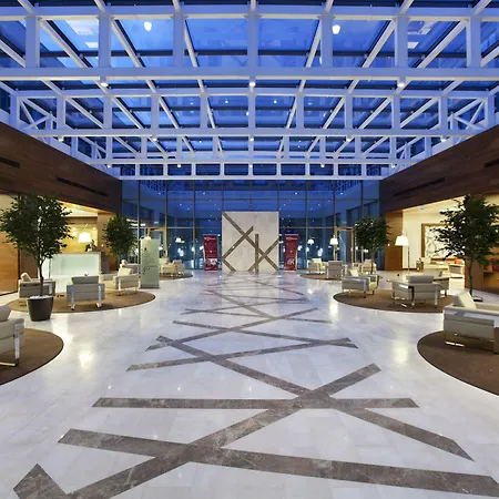 Hotel Hilton Garden 5*
