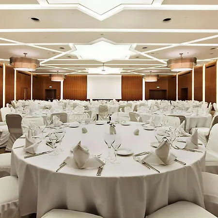 Hilton Garden 5*