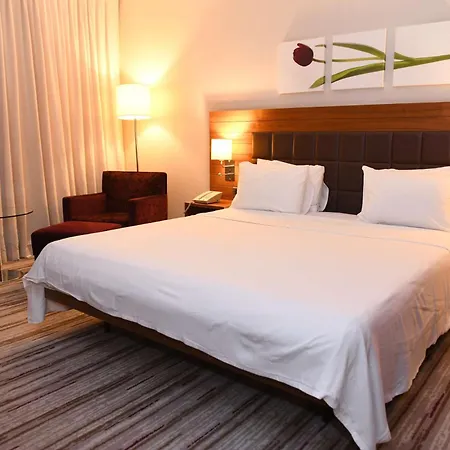 Szálloda Hilton Garden 5*