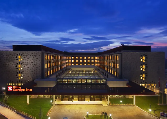 Hilton Garden Hotel 5*